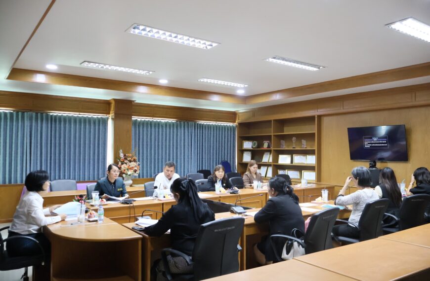 สพป.นครสวรรค์ เขต ๒ ประชุมคณะกรรมการบริหารอัตรากำลังข้าราชการครูและบุคลากรทางการศึกษา ประจำปีงบประมา…